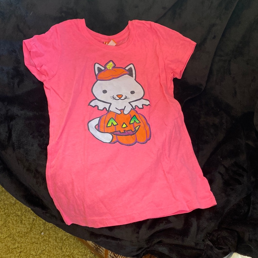 Teens graphic tee size 14